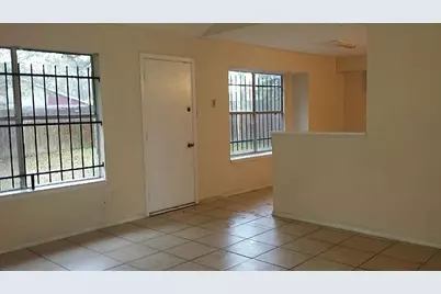 12019 Kings Grove Drive, Houston, TX 77044 - Photo 15