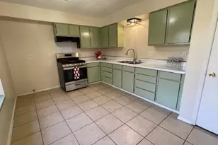 12019 Kings Grove Dr, Houston, TX 77044 - Photo 7