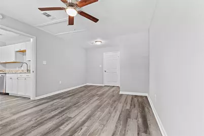 4838 Van Fleet Street, Houston, TX 77033 - Photo 13