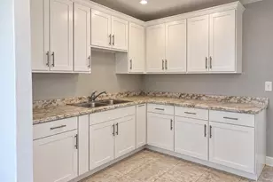 720 N Avenue B, Freeport, TX 77541 - Photo 29