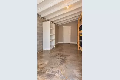 720 N Avenue B, Freeport, TX 77541 - Photo 19