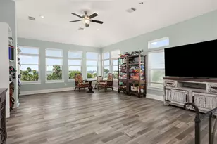 1007 Lillian Ln, Galveston, TX 77554 - Photo 33