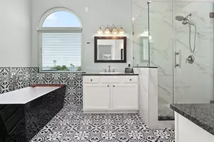 1007 Lillian Ln, Galveston, TX 77554 - Photo 23