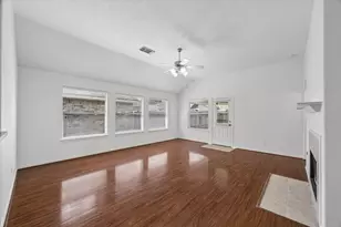 12334 Gershwin Oak St, Houston, TX 77089 - Photo 5