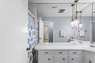 1916 W Sunset Dr, Orange, TX 77630 - Photo 35