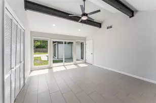 3203 Lazy Pine Ln, La Porte, TX 77571 - Photo 15