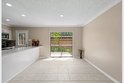 7939 Kendalia Drive, Houston, TX 77036 - Photo 11