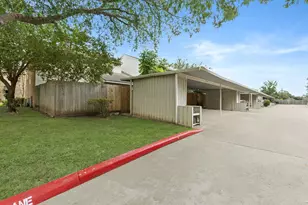 7939 Kendalia Dr, Houston, TX 77036 - Photo 37