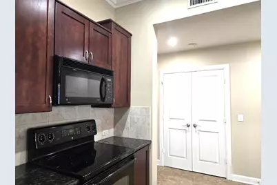 1900 Genesee Street #207, Houston, TX 77006 - Photo 13