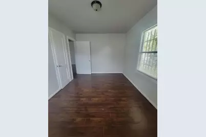 5318 Chennault Road, Houston, TX 77033 - Photo 5