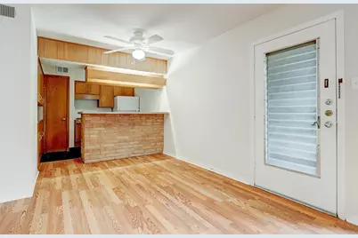 3703 Roseland Street #8, Houston, TX 77006 - Photo 5