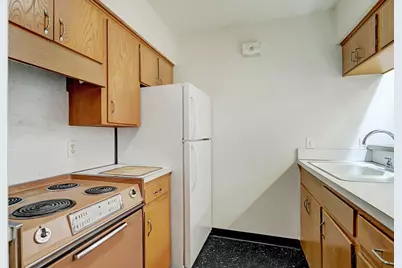 3703 Roseland Street #8, Houston, TX 77006 - Photo 7