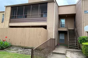 10555 Turtlewood Ct, Houston, TX 77072 - Photo 1