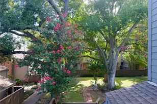 11703 Lakeside Pl Dr, Houston, TX 77077 - Photo 33