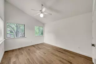 11703 Lakeside Pl Dr, Houston, TX 77077 - Photo 21