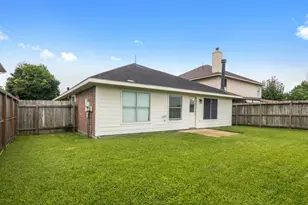 9210 Wichita Dr, La Porte, TX 77571 - Photo 27