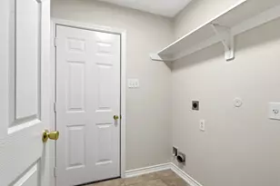9210 Wichita Dr, La Porte, TX 77571 - Photo 29