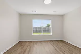 9210 Wichita Dr, La Porte, TX 77571 - Photo 17