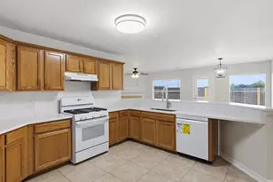 9210 Wichita Dr, La Porte, TX 77571 - Photo 17