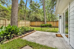 147 E Pathfinders Cir, The Woodlands, TX 77381 - Photo 41