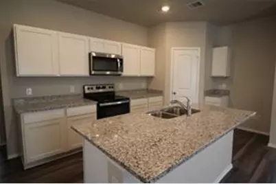 323 Pecos Drive, Huntsville, TX 77340 - Photo 3