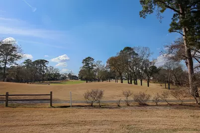 108 Harbour Town Drive, Conroe, TX 77356 - Photo 25