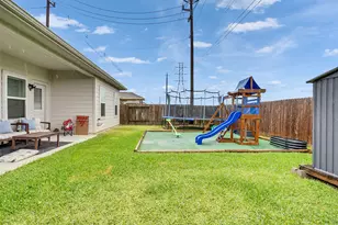 8719 Willet St, Baytown, TX 77521 - Photo 41