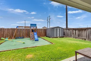 8719 Willet St, Baytown, TX 77521 - Photo 39