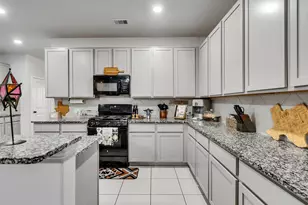 8719 Willet St, Baytown, TX 77521 - Photo 27