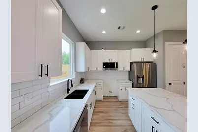2020 Wavell Street, Houston, TX 77088 - Photo 11