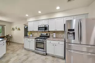 35 Blush Hill Dr, Conroe, TX 77304 - Photo 21