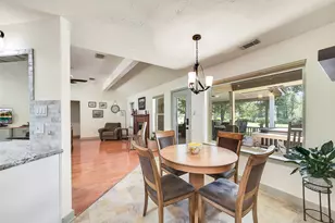 35 Blush Hill Dr, Conroe, TX 77304 - Photo 19