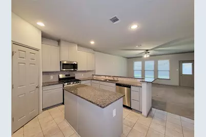15611 Jackie Robinson, Splendora, TX 77372 - Photo 7