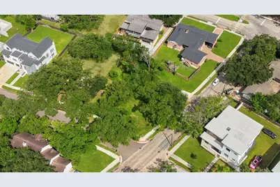 4827 Braesvalley Drive, Houston, TX 77096 - Photo 9