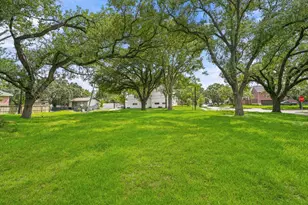 4827 Braesvalley Dr, Houston, TX 77096 - Photo 3