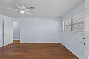 2918 Katherine St, La Marque, TX 77568 - Photo 15