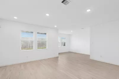 410 Monarch Trail, Huntsville, TX 77340 - Photo 5