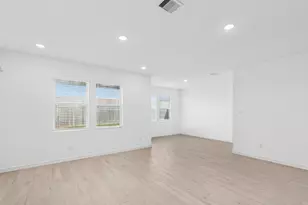 410 Monarch Trl, Huntsville, TX 77340 - Photo 5