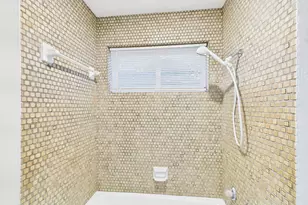 7610 Hopewell Ln, Houston, TX 77071 - Photo 19