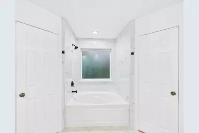 7610 Hopewell Lane, Houston, TX 77071 - Photo 25