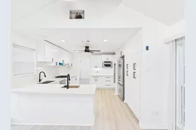 7610 Hopewell Lane, Houston, TX 77071 - Photo 7