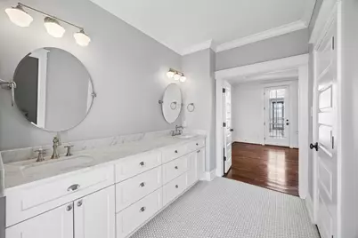 419 W 16th Street #B, Houston, TX 77008 - Photo 19