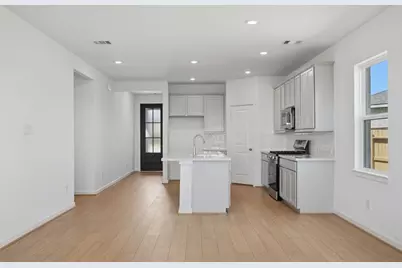 9606 Westminster Manor Drive, Cypress, TX 77433 - Photo 3