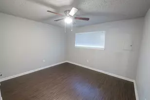 6519 Sloan, Houston, TX 77087 - Photo 3