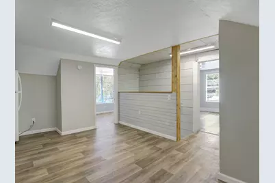 313 N Beauregard Street #1, Alvin, TX 77511 - Photo 9