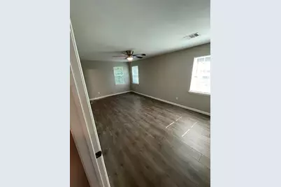 3211 Retta Street, Houston, TX 77026 - Photo 9