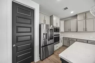 29024 Red Loop Dr, New Caney, TX 77357 - Photo 17