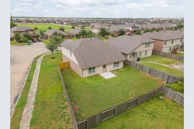 9919 Shimmering Lakes Drive, Rosharon, TX 77583 - Photo 41