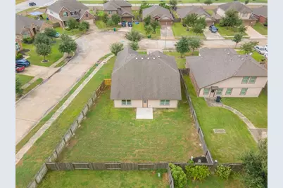 9919 Shimmering Lakes Drive, Rosharon, TX 77583 - Photo 39