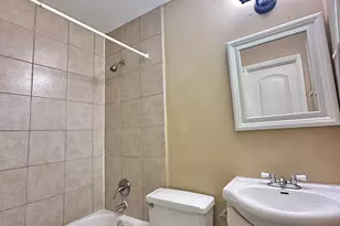 5830 Effingham Dr, Houston, TX 77035 - Photo 11